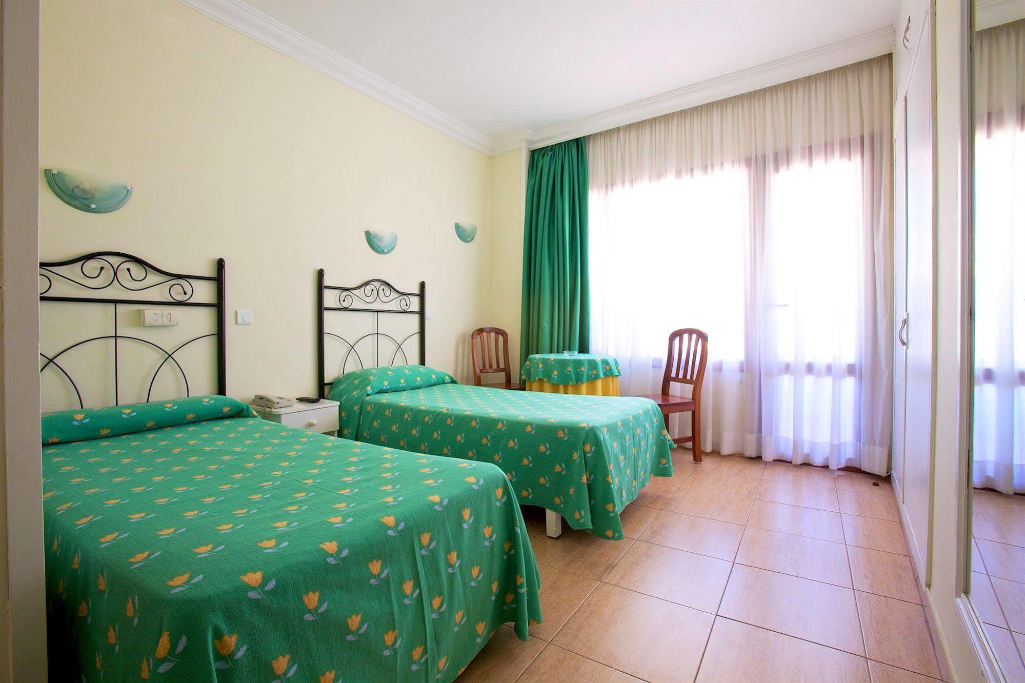 อปาร์ตาเมนโตส ติโนกา Apartment ลาสปัลมาส เด กรานคานาเรีย ภายนอก รูปภาพ
