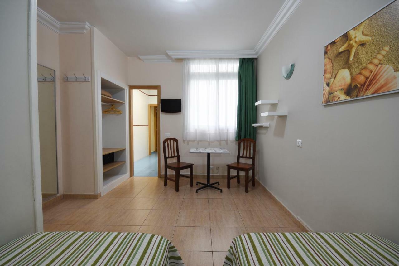 อปาร์ตาเมนโตส ติโนกา Apartment ลาสปัลมาส เด กรานคานาเรีย ภายนอก รูปภาพ
