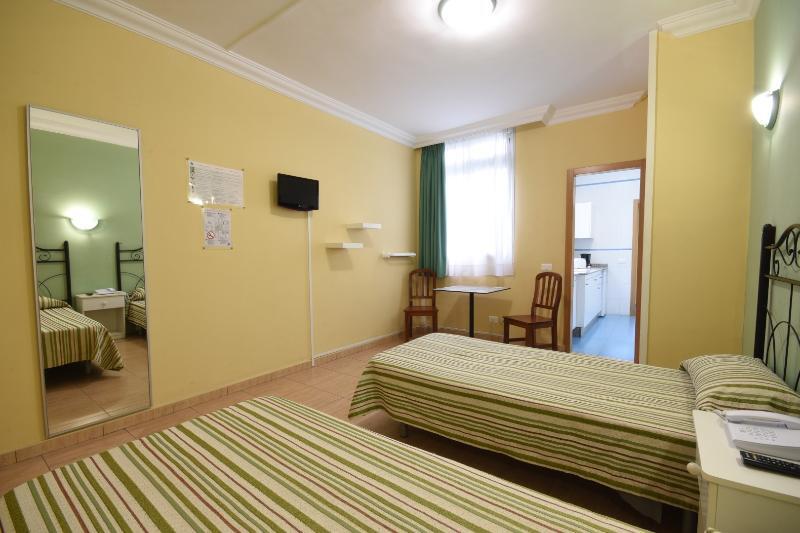 อปาร์ตาเมนโตส ติโนกา Apartment ลาสปัลมาส เด กรานคานาเรีย ภายนอก รูปภาพ